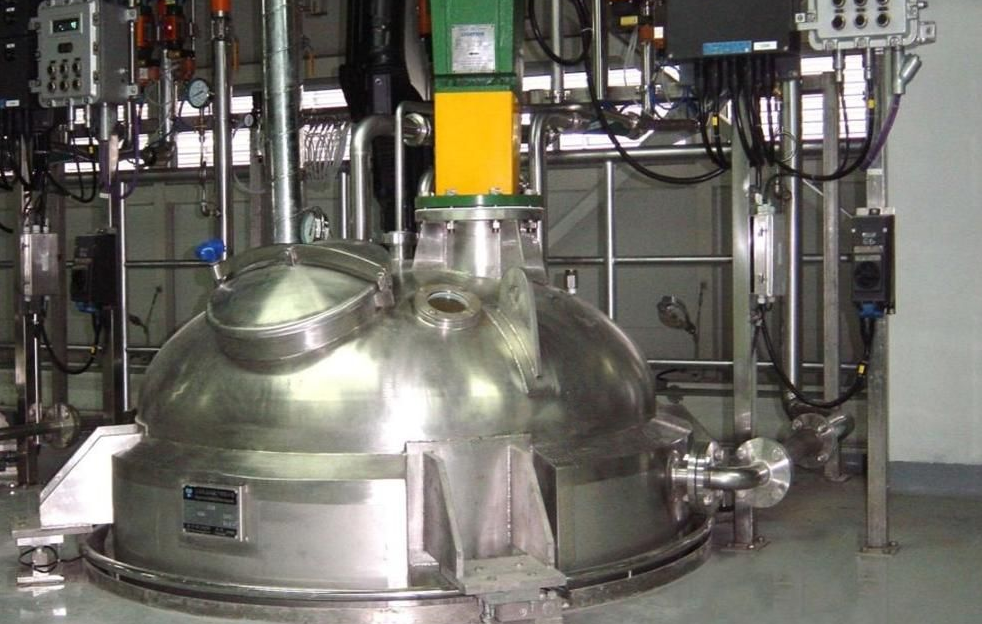 恒功率電伴熱在反應釜保溫中的應用 恒功率電伴熱在反應釜保溫中的應用